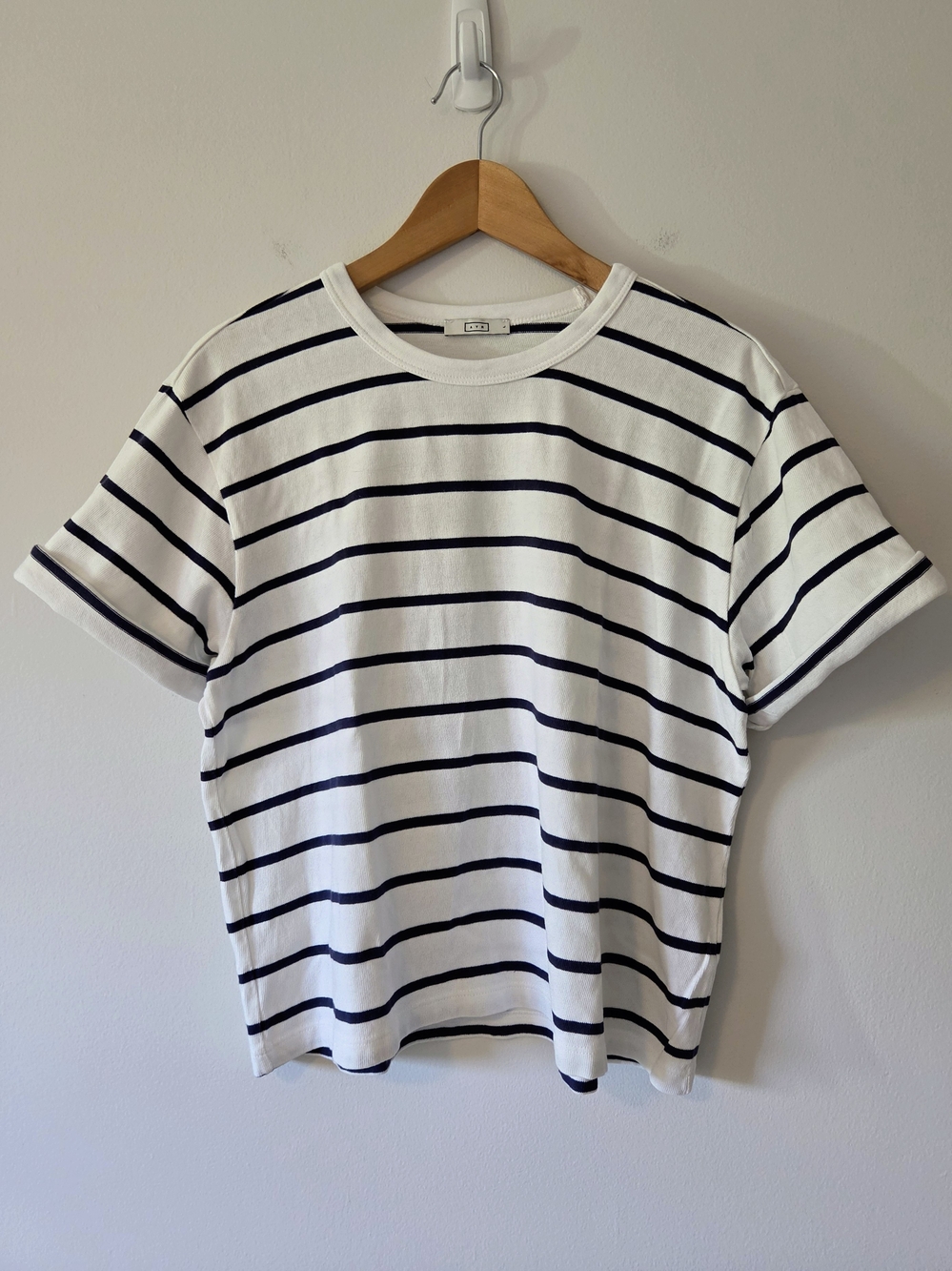 AYR The Practice Tee Dime Knit Tee Shirt - Expat White / Navy Blue - Large - Picture 4 of 11